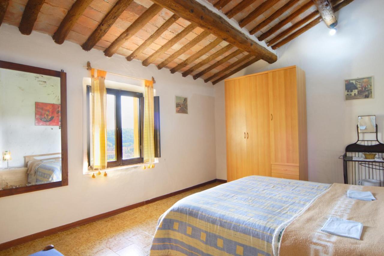 Giaggiolo Apartment Poggibonsi Bagian luar foto